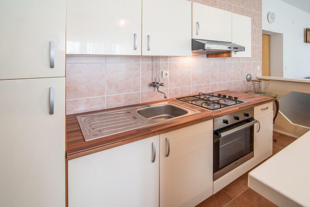 Beljan Apartments Krk Town Luaran gambar